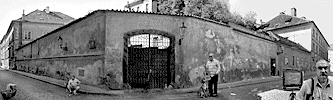 společná fotografická výstava zachycující Prahu 1